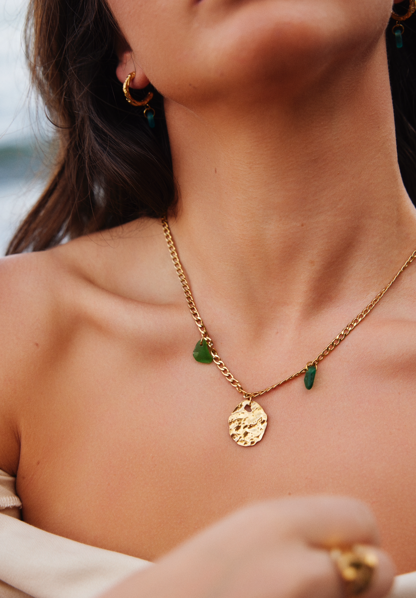 Fragments green necklace