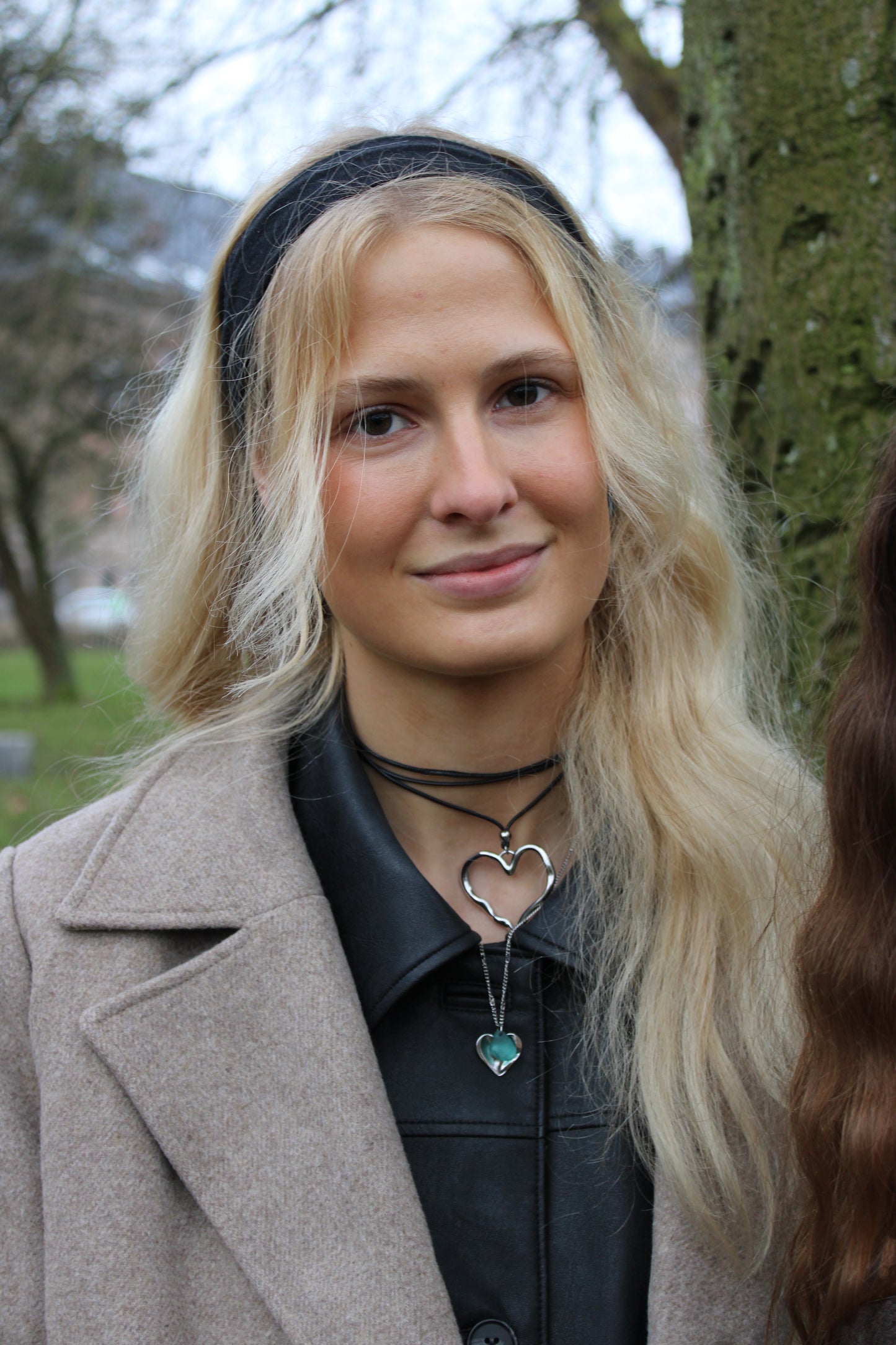 Valentina wavy Heart choker