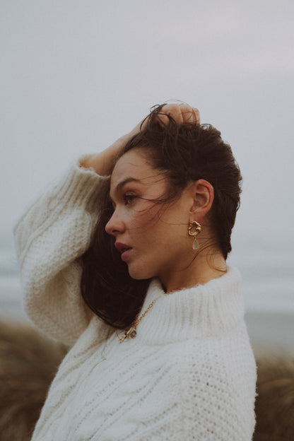 Blue Month Earrings White