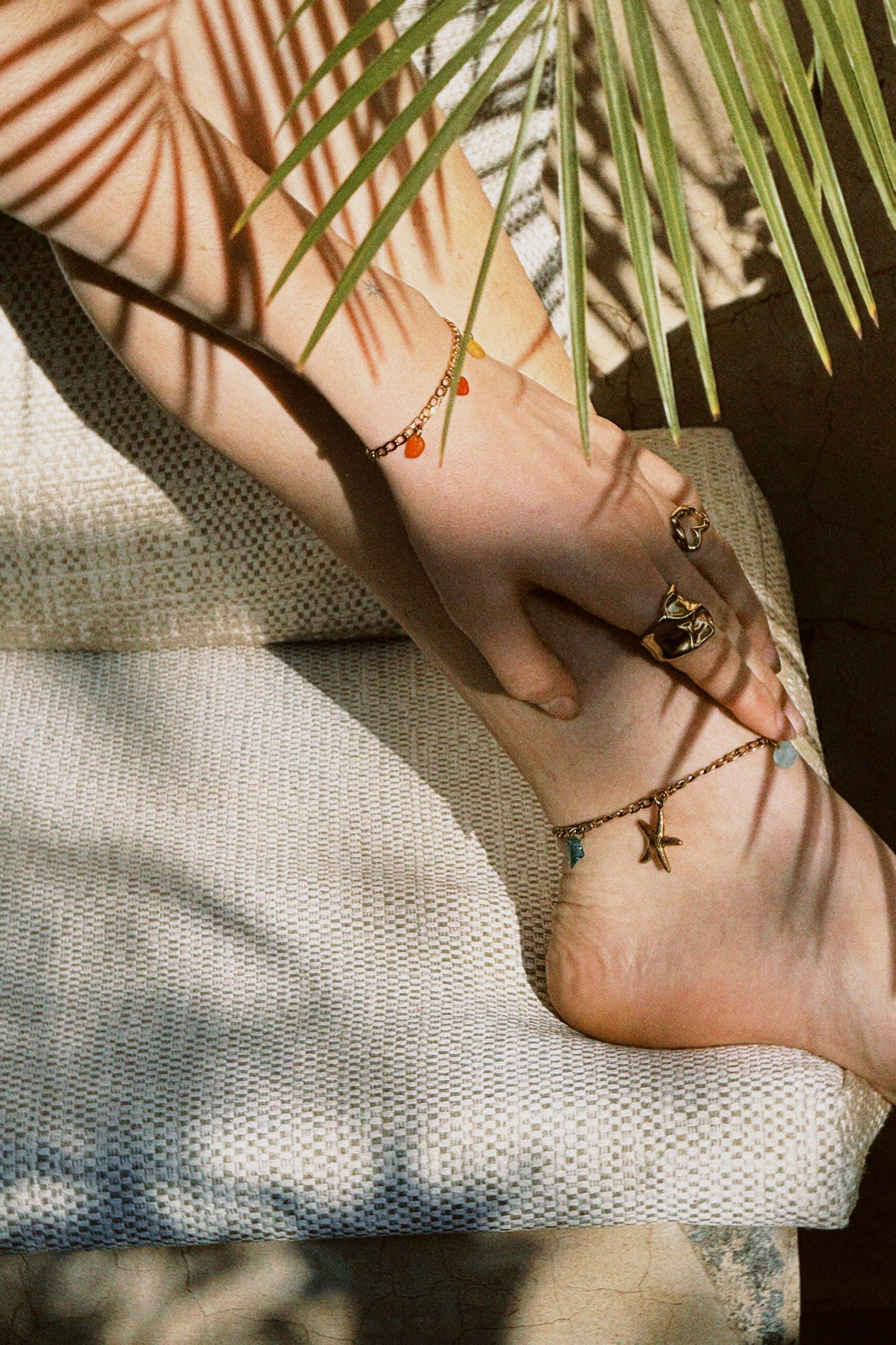 Fragments red armbånd